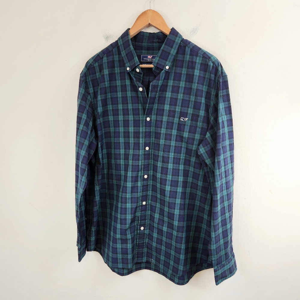Vineyard Vines classic fit plaid button down XL